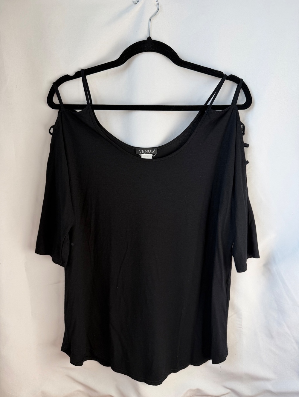 VENUS Black Cold Shoulder Ladder Sleeve Flowy Top